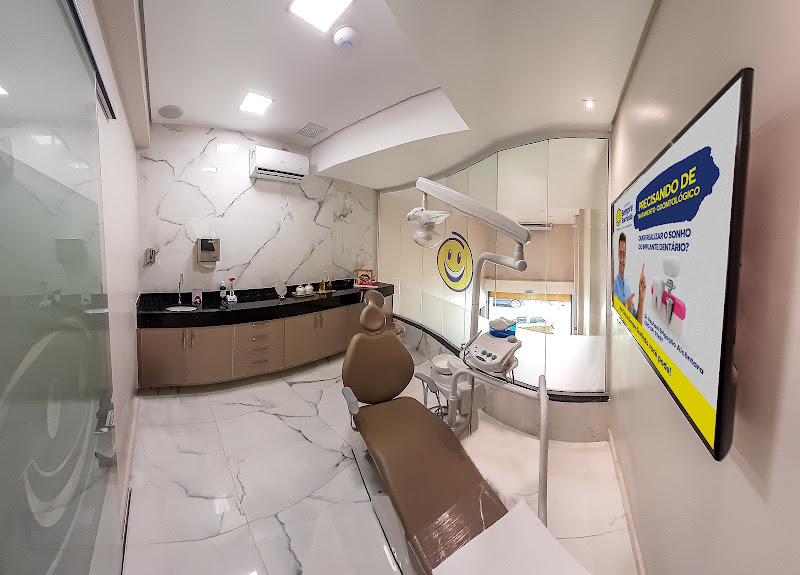 Foto 3 de Sempre Sorrindo Implantes Dentários