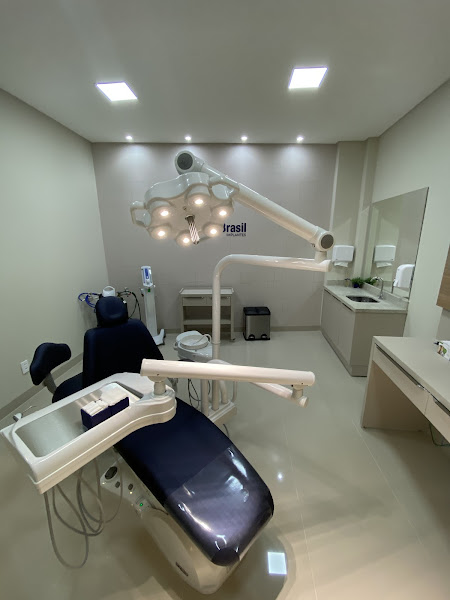 Foto 2 de Sênior Implantodontia Itajaí | Dentistas | Implantes | Próteses