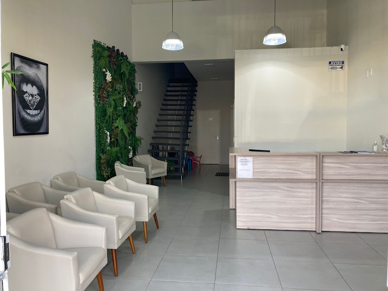 Foto 3 de Seu Sorriso Implantes- Redentor