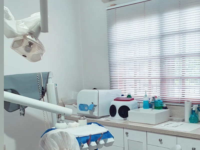 Foto 2 de Shaiane Roso Odontologia