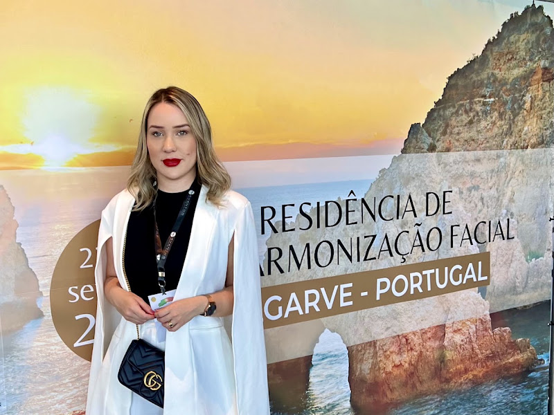 Foto 2 de Sheyliane Barbosa - Odontologia e Harmonização Facial