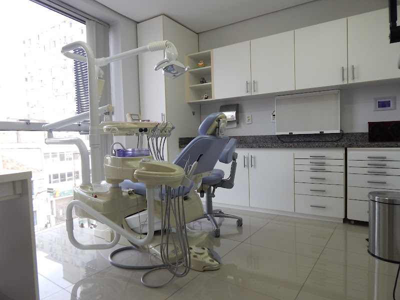 Foto 3 de Sielichow Odontologia - Dra. Nathália Sielichow