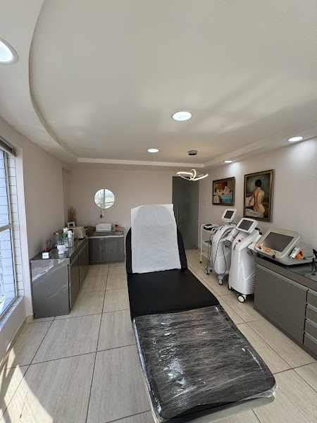 Foto 3 de Simetria Face e Corpo | Clínica de estética avançada