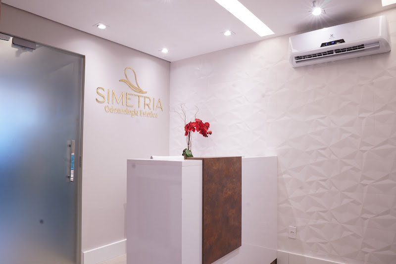 Foto 3 de SIMETRIA ODONTOLOGIA ESTÉTICA