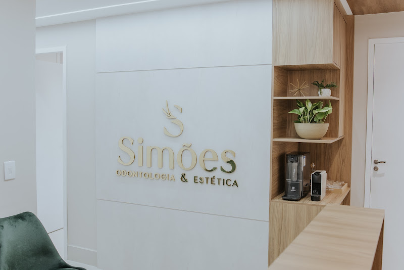 Foto 3 de Simões Odontologia & Estética | Lentes Dentais | Implantes | Invisalign | Botox | Santa Efigênia, Belo Horizonte - MG | BH