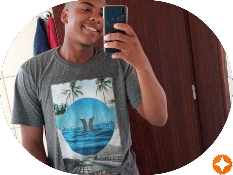 Foto 4 de SM Odontologia | Dentista em Divinópolis - Implante Dentário - Lentes de Contato - Aparelhos Invisíveis