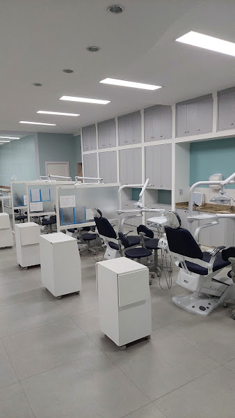 Foto 2 de SOEP - Pós Graduação Odontologia / Facsete