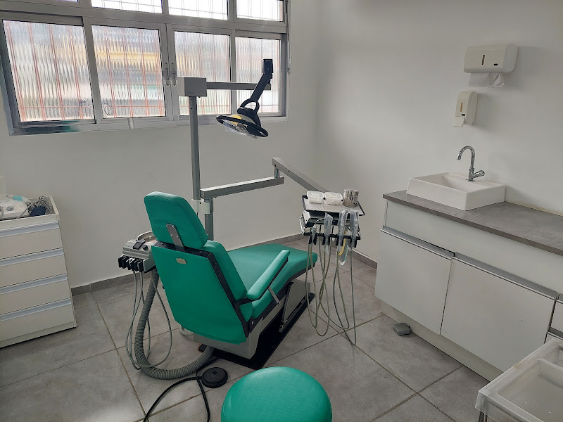 Foto 2 de SOLSORRISOS ( Dentistas)