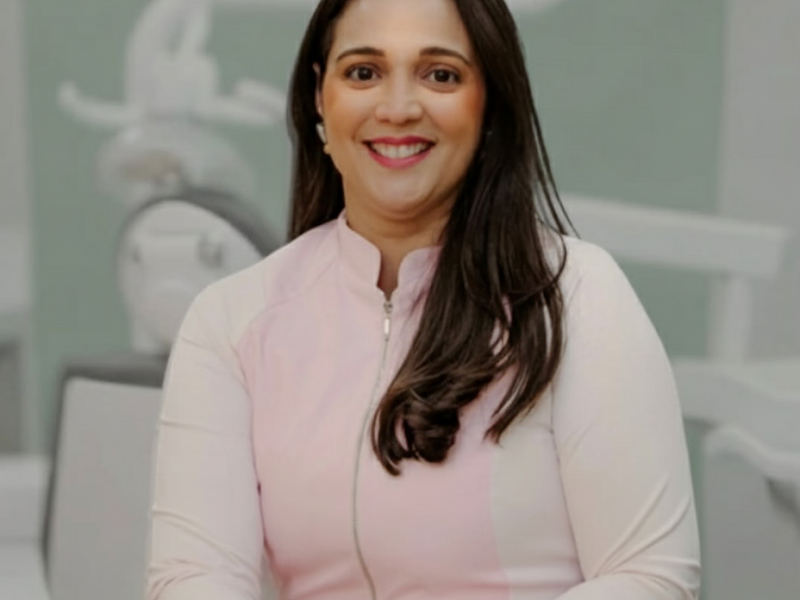 Foto 10 de SOMA ODONTO: DRA FABIANA BANDEIRA