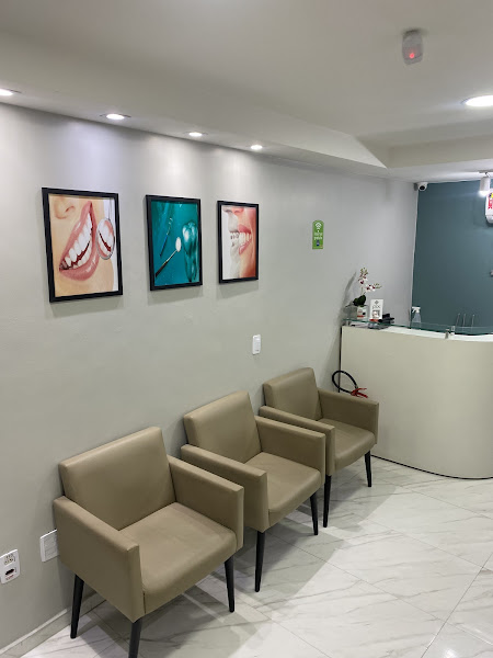 Foto 3 de Sorria com Aline e Sabrina - Tijuquinha