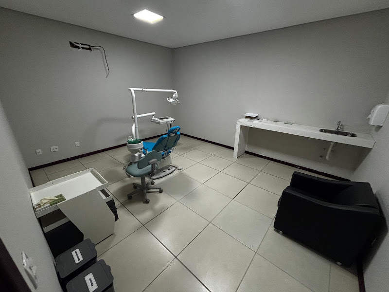 Foto 3 de SORRIA MAIS UBERLANDIA - Implantes Dentários - Facetas em Resina - Próteses em Geral - Odontologia em Geral