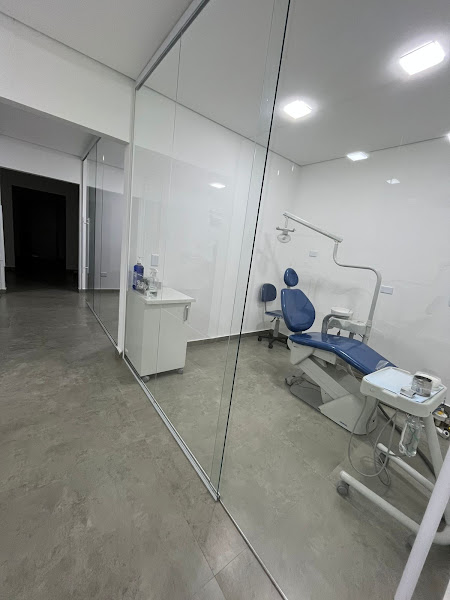 Foto 2 de Sorria Vila Prudente | Clínico Geral | Implantes Dentários | Próteses Dentárias | E muito mais