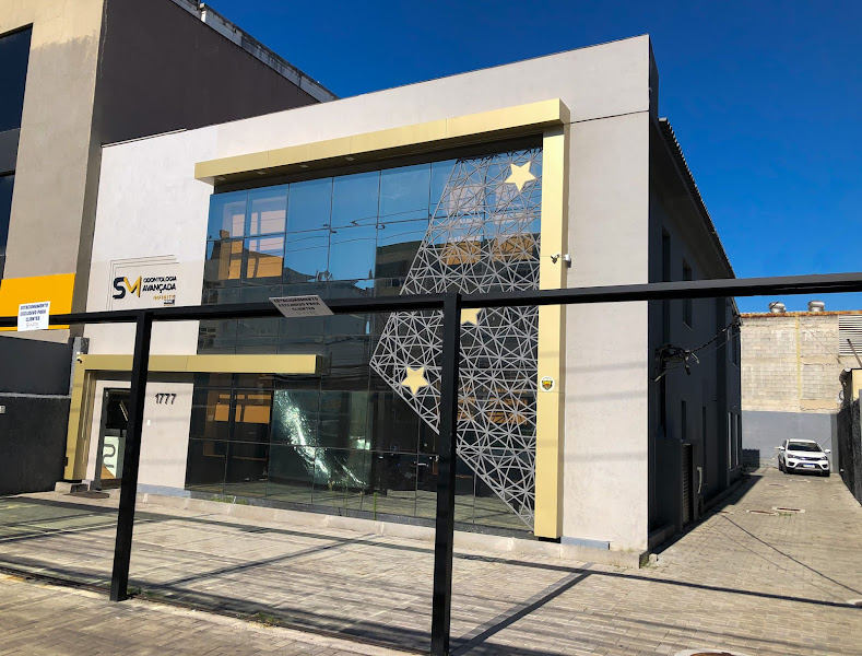 Foto 2 de SorriaMed Clínica Odontológica | Dentistas Especialistas na Taquara, Barra e Méier| Implantes Dentários, Próteses e Estética.