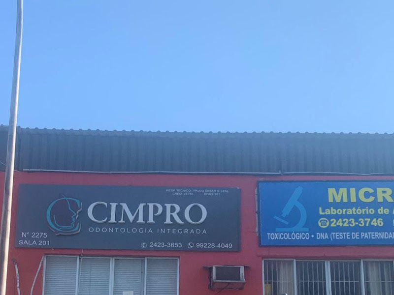 Foto 9 de SorriaMed Clínica Odontológica | Dentistas Especialistas na Taquara, Barra e Méier| Implantes Dentários, Próteses e Estética.