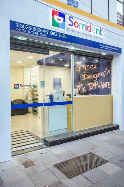 Foto 2 de Sorridents Pelotas Implantes Dentários e Prótese Protocolo