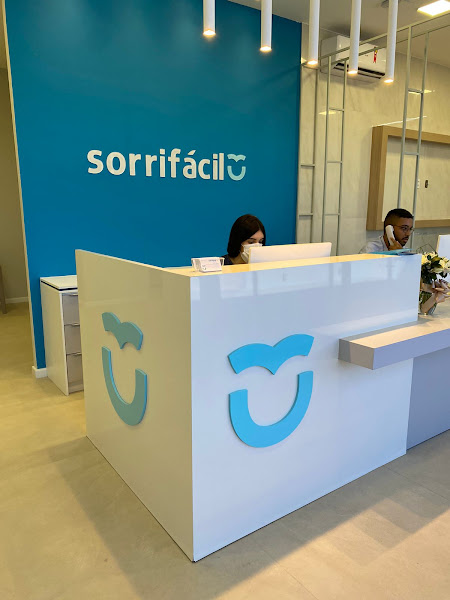 Foto 3 de Sorrifácil Indaiatuba - Implantes Dentários, Clareamento, lentes de contato, alinhador invisível e mais!