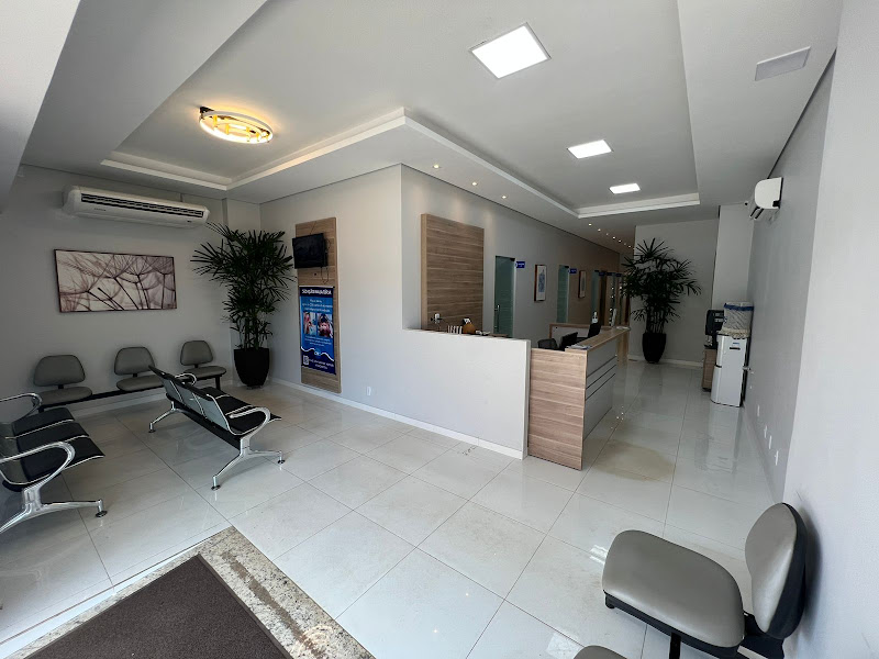 Foto 8 de Sorrifácil Porto Velho | Implantes Dentários, Prótese Protocolo, Reabilitação Oral e Lentes de Contato