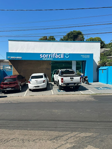 Foto 5 de Sorrifácil Rio Branco | Implantes Dentários, Prótese Protocolo, Reabilitação Oral e Lentes de Contato