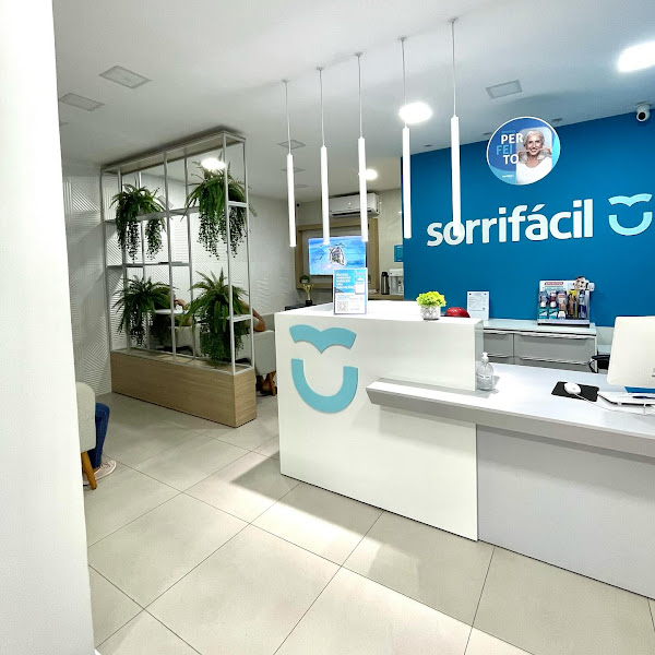 Foto 3 de Sorrifácil São José | Implantes Dentários, Prótese Protocolo e Reabilitação Oral