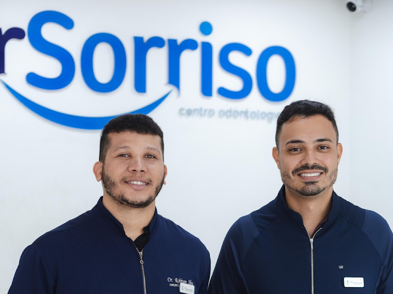 Foto 8 de Sorrifácil Vitória da Conquista | Implantes Dentários, Prótese Protocolo, Reabilitação Oral e Lentes de Contato