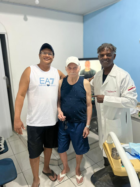 Foto 3 de Sorrindo. com você - Clínica dentária Vista Alegre - RJ