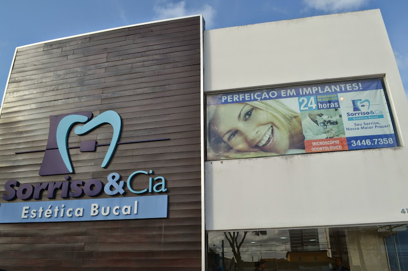 Foto 2 de Sorriso & Cia - Dentistas e Urgência
