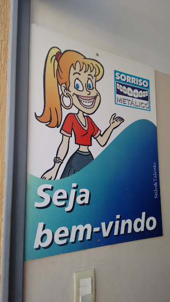 Foto 2 de Sorriso Metálico