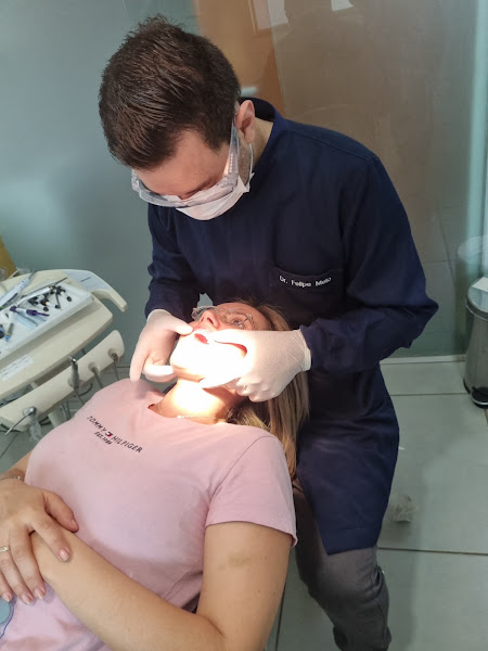 Foto 2 de Sorriso Metalico - Clinica Odontologica