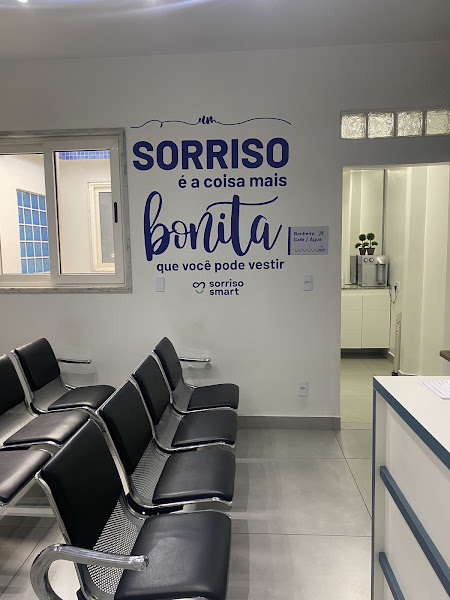 Foto 3 de Sorriso Smart - dentista - aparelho dental - clareamento - plano - implantes - harmonização - aparelho estético