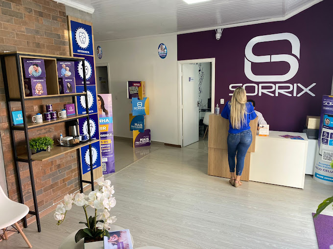 Foto 2 de Sorrix Varginha Centro: Dentista, Implantes