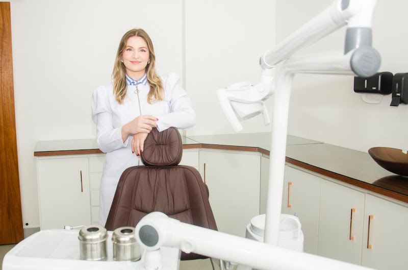 Foto 2 de Sourise Odontologia | Dra. Lorrana