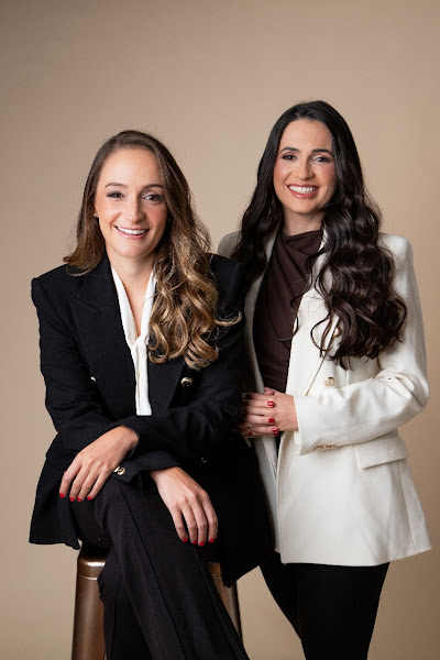 Foto 2 de Sousa Fortes Odontologia | Implante Dentário | Facetas de Resina I HOF