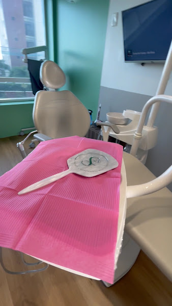 Foto 3 de Specially Odontologia Humanizada | Dra Laila Lima | Dentista 24h