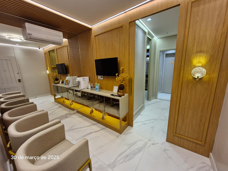 Foto 2 de SRC ODONTOLOGIA - Consultório Sarah Reis Cláudio