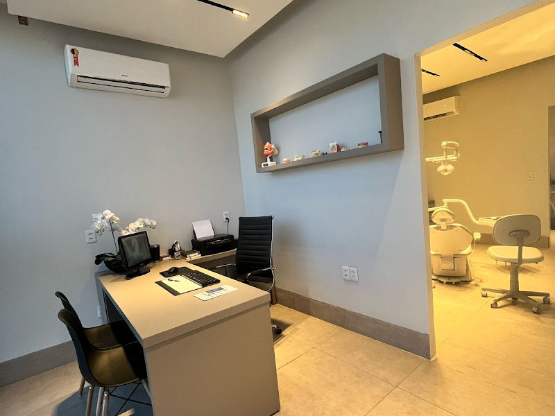 Foto 2 de SRM Odontologia Estética