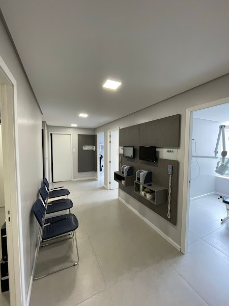 Foto 2 de SRO Radiologia Odontológica