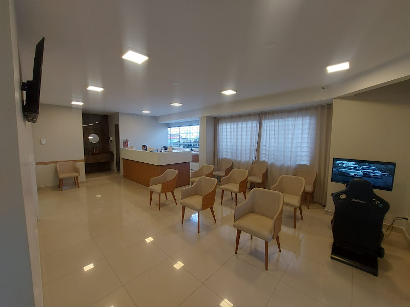 Foto 7 de Stories Odontologia | Especialistas em Aparelho Ortodôntico, Facetas e Implantes no Centro de Curitiba