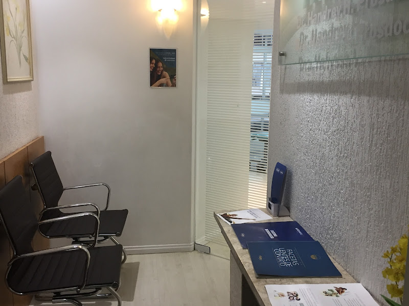 Foto 11 de Stories Odontologia | Especialistas em Aparelho Ortodôntico, Facetas e Implantes no Centro de Curitiba