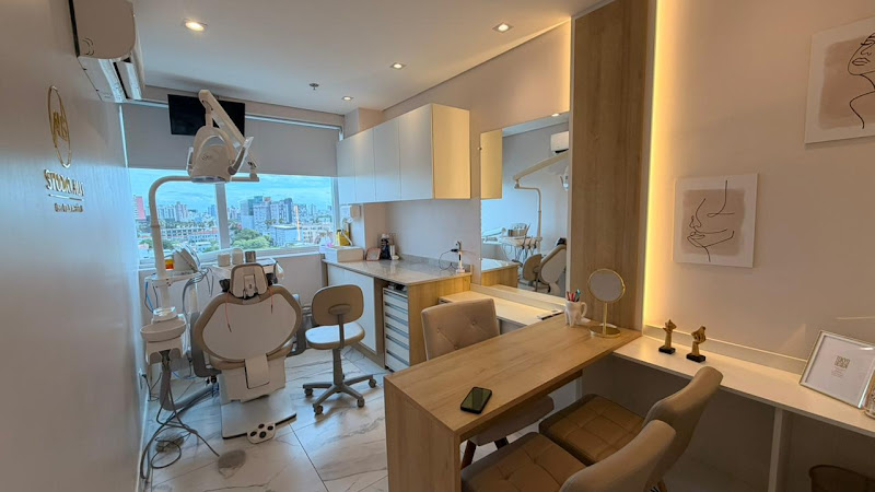 Foto 2 de Studio Alis - Odontologia Estética