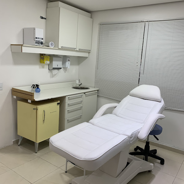 Foto 3 de Studio Maristela Estética I Aplicacação Botox I Harmonização Facial I Bigode Chinês l Olheiras I Preenchimento Labial