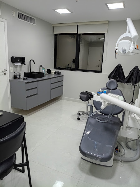 Foto 2 de SUITA COURA ODONTOLOGIA