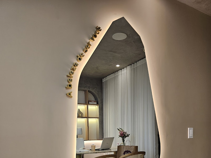 Foto de SV Clinic/Dra Silmara Varela - Harmonização Facial e Glútea