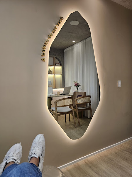 Foto 2 de SV Clinic/Dra Silmara Varela - Harmonização Facial e Glútea