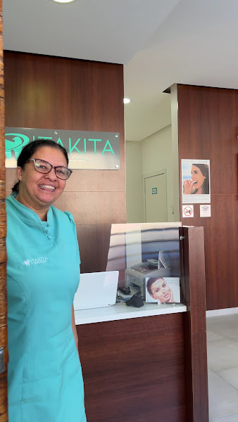 Foto 5 de Takita Odontologia - Invisalign