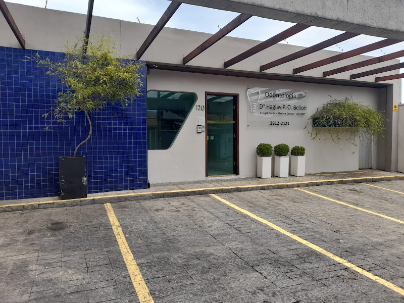 Foto 2 de Tatiana Sodré | Odontologia