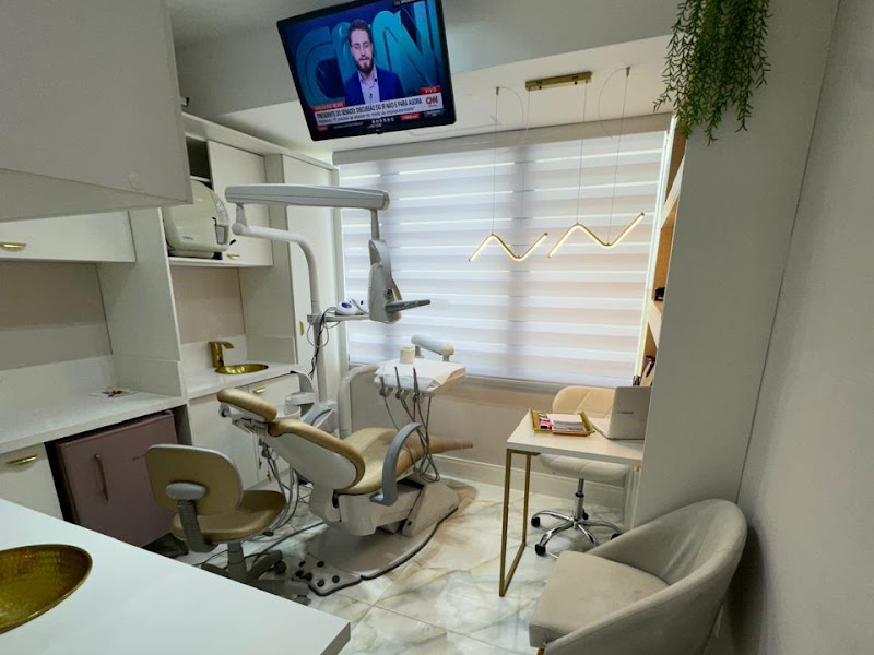 Foto 9 de Tavares & Rothstein Odontologia