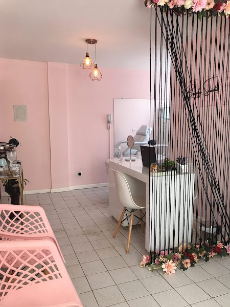 Foto 2 de Thaís Teixeira Estética Avançada Sudoeste: Harmonização Facial em Brasília DF