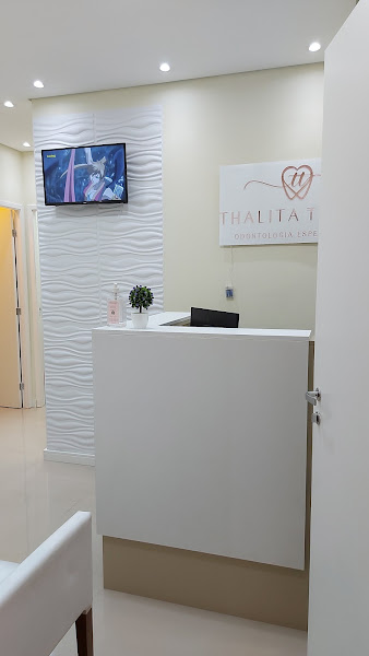 Foto 2 de Thalita Torres Odontologia