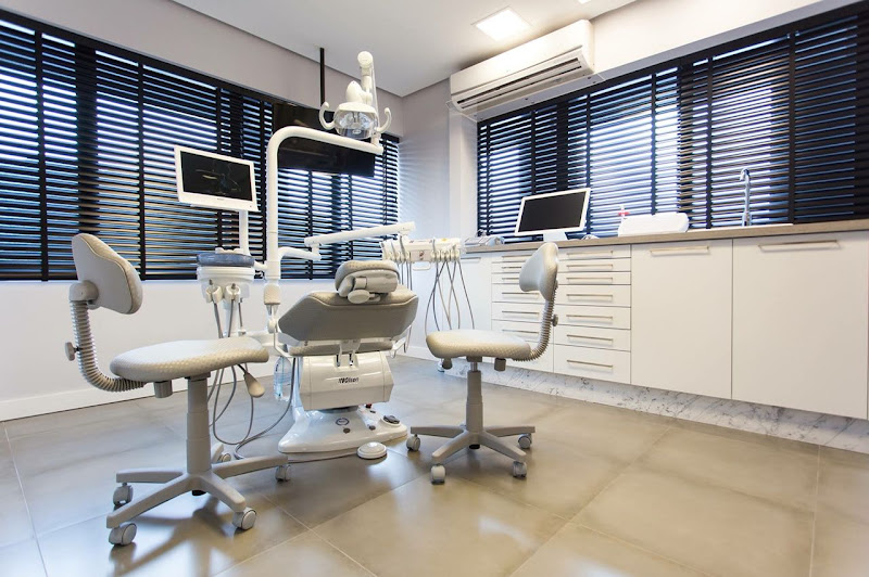 Foto 3 de Tissot Odontologia Especializada - Dentista em Balneário Camboriú