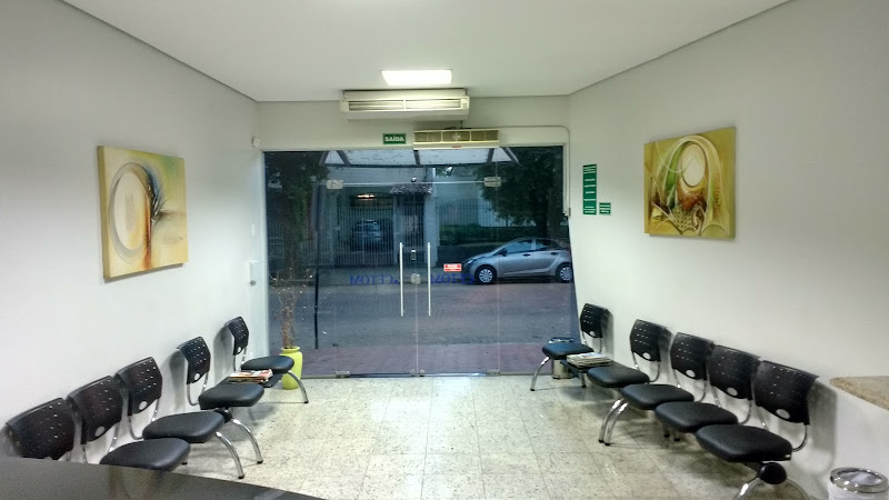 Foto 2 de Tomografia Computadorizada - CETOM - Angiotomografia, Enterotomografia, Urotomografia